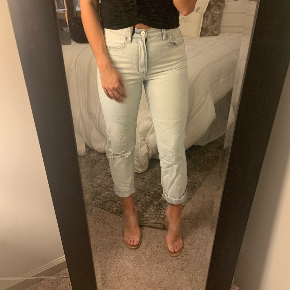 MAKE OFFER- American Eagle Mom Jeans- NWOT